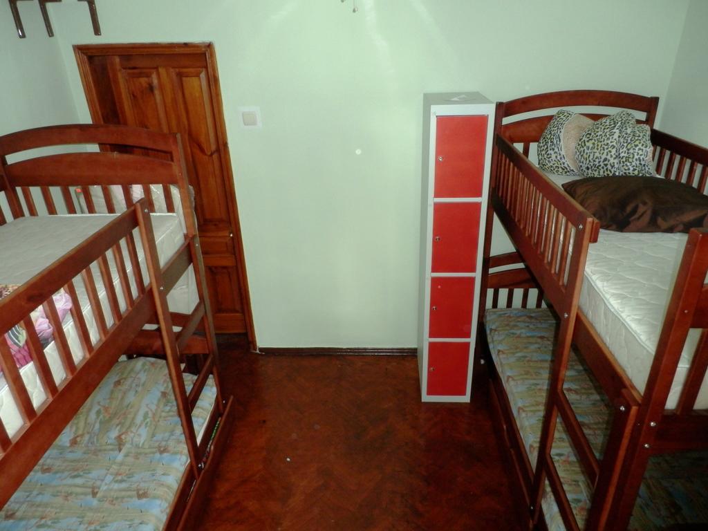 Yourhostel Kiev Oda fotoğraf
