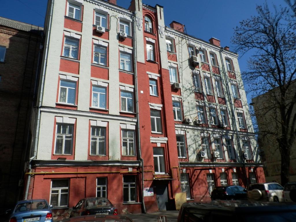 Yourhostel Kiev Dış mekan fotoğraf